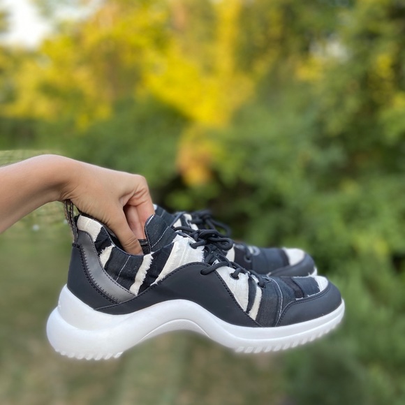 Sam Edelman Meena Sneaker Shoes Size 9.5 - Picture 2 of 5